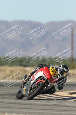 media/Oct-30-2025-Racers Edge (Thu) [[dabbdaf680]]/3-B Group/Session 4 Turn 16/